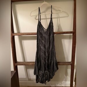 POL Charcoal/Black Lace Dress
